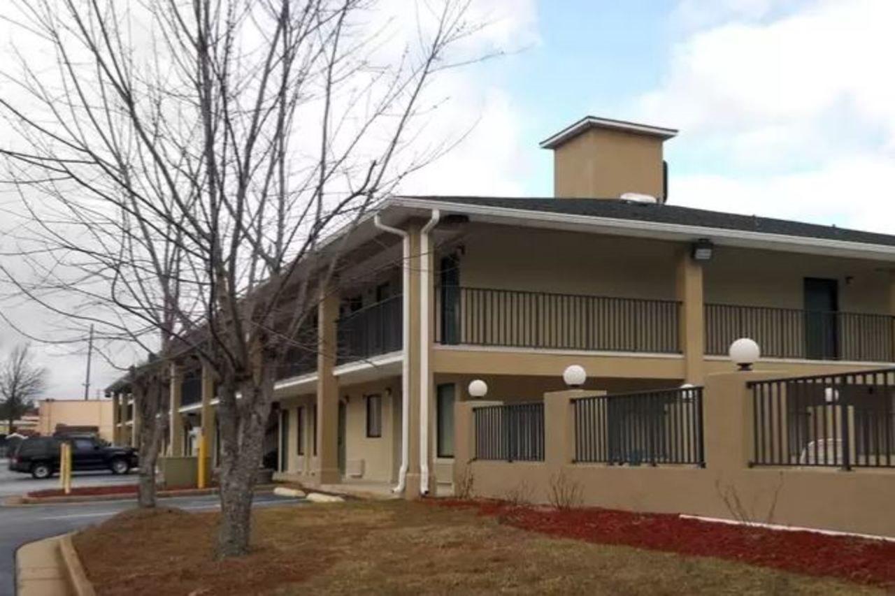 America'S Best Inn & Suites - Decatur Esterno foto