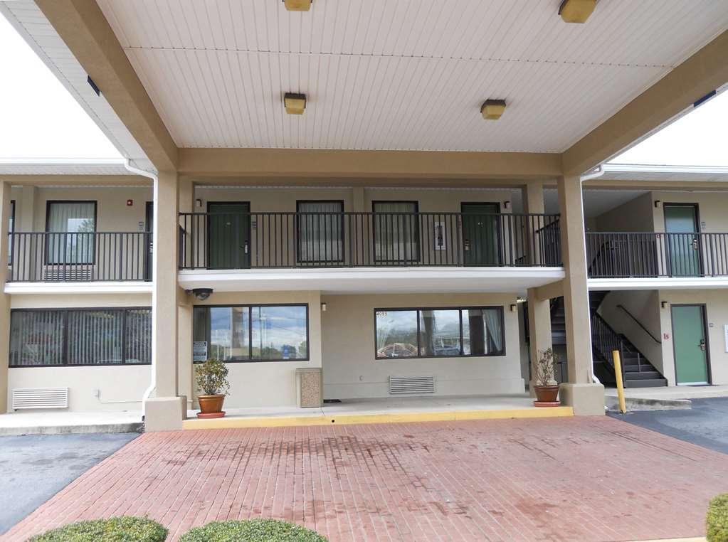 America'S Best Inn & Suites - Decatur Esterno foto